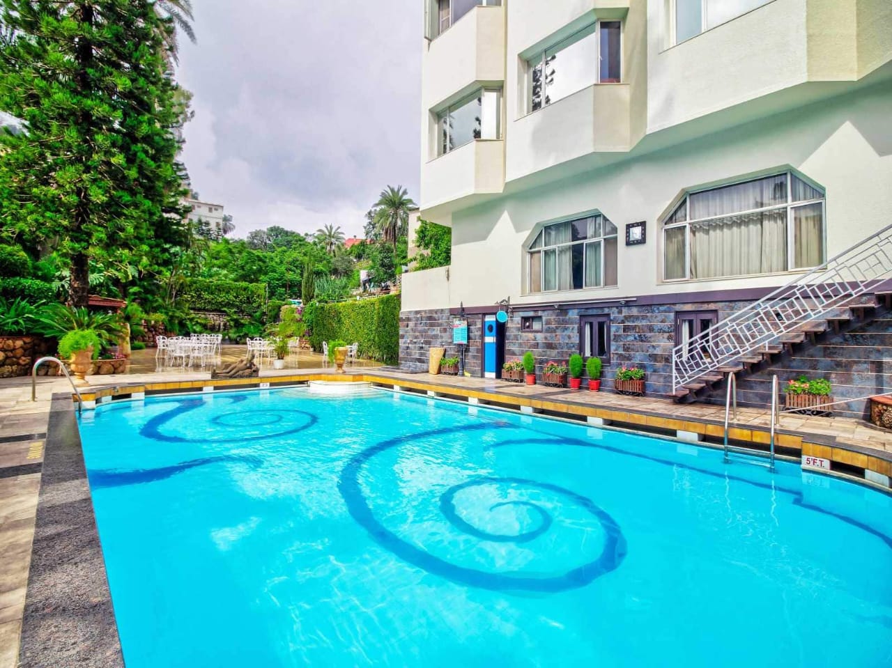 Hotel Hillock Exterior